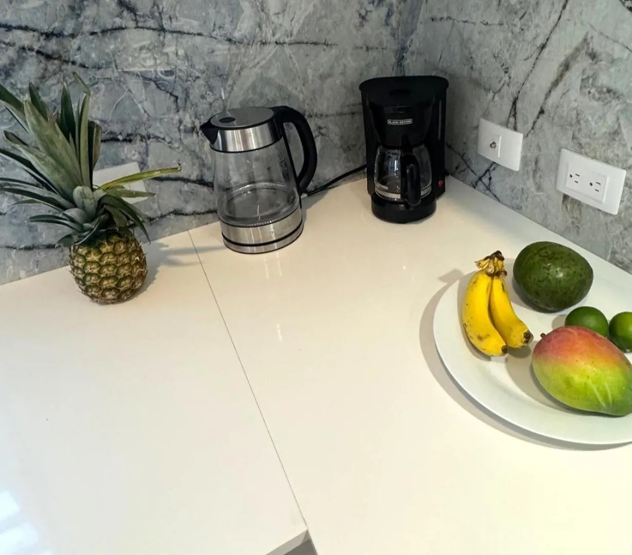 Perla Marina Beach Condo- Walk To Yoga, Spa & Food Sosúa Appartement